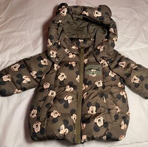 Mickey mouse puffer jacket (unisex)